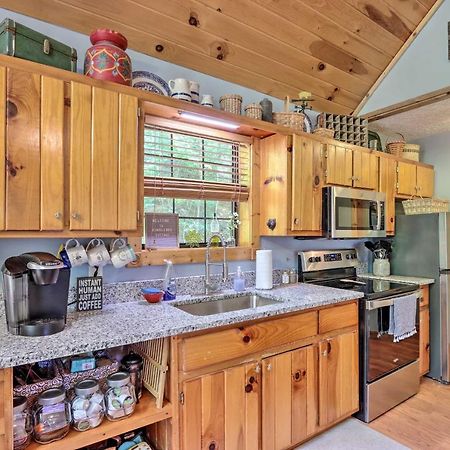 Bumblebee Cottage Murphy Retreat With Hot Tub Salem Exteriör bild